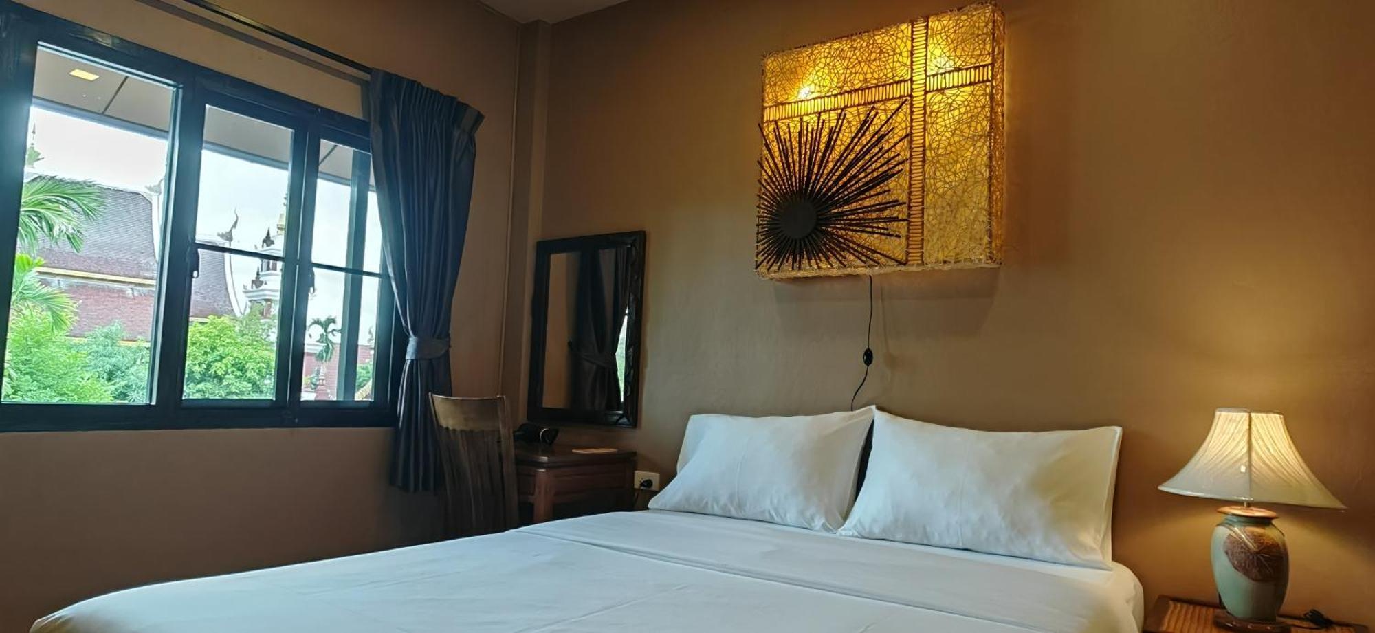 Hoh Guesthouse Chiang Mai Exterior photo